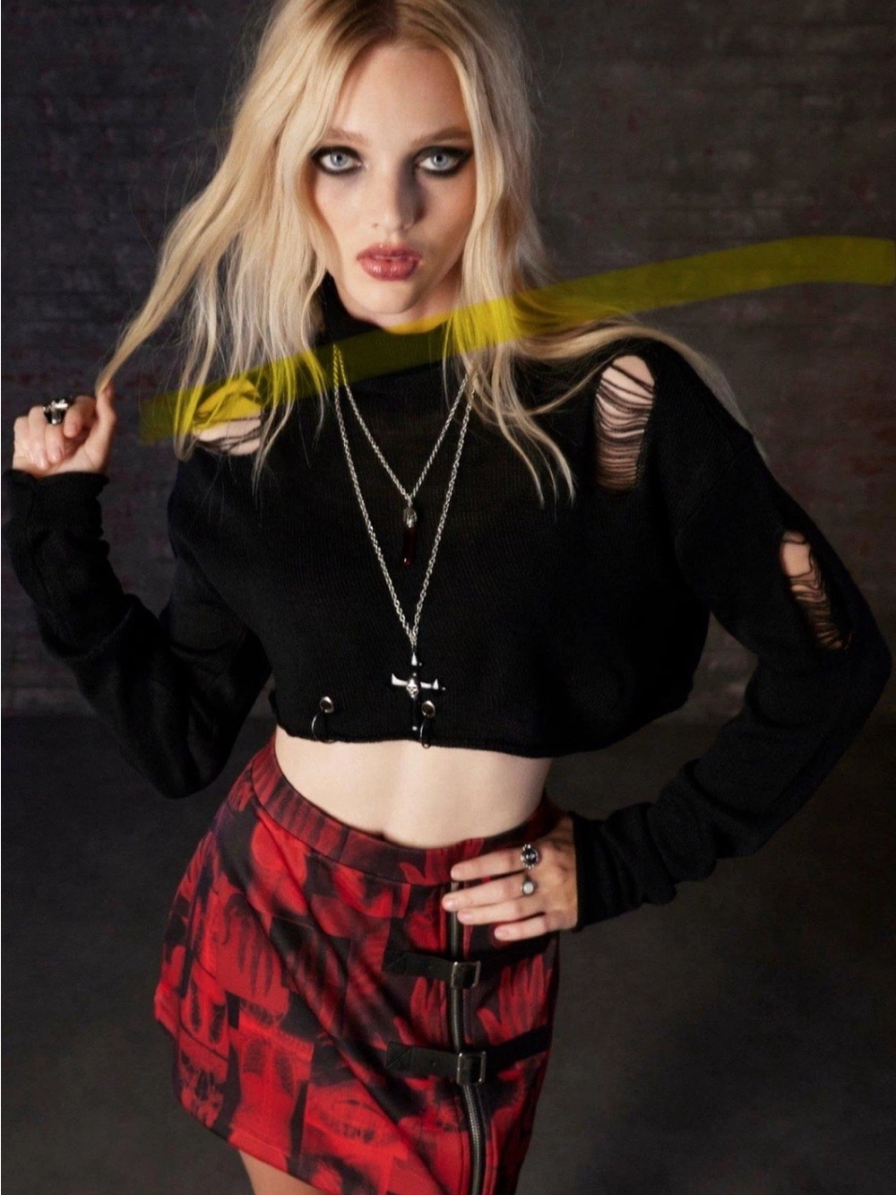 Social Collision Women’s M Black Cropped Distressed Pullover Hoodie Goth